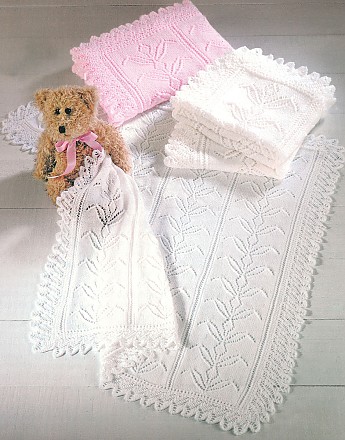 BABY SHAWLS IN SNUGGLY 3 PLY & DK - Click to Enlarge