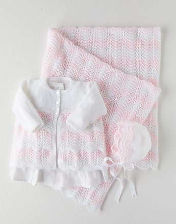 MATINEE JACKET, BLANKET & BONNET IN SNUGGLY 3 PLY - Click to Enlarge
