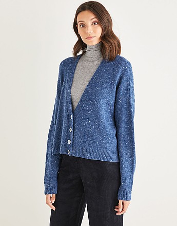 WOMEN’S MOCK CABLE V-NECK CARDIGAN IN SIRDAR HAWORTH TWEED - Click to Enlarge